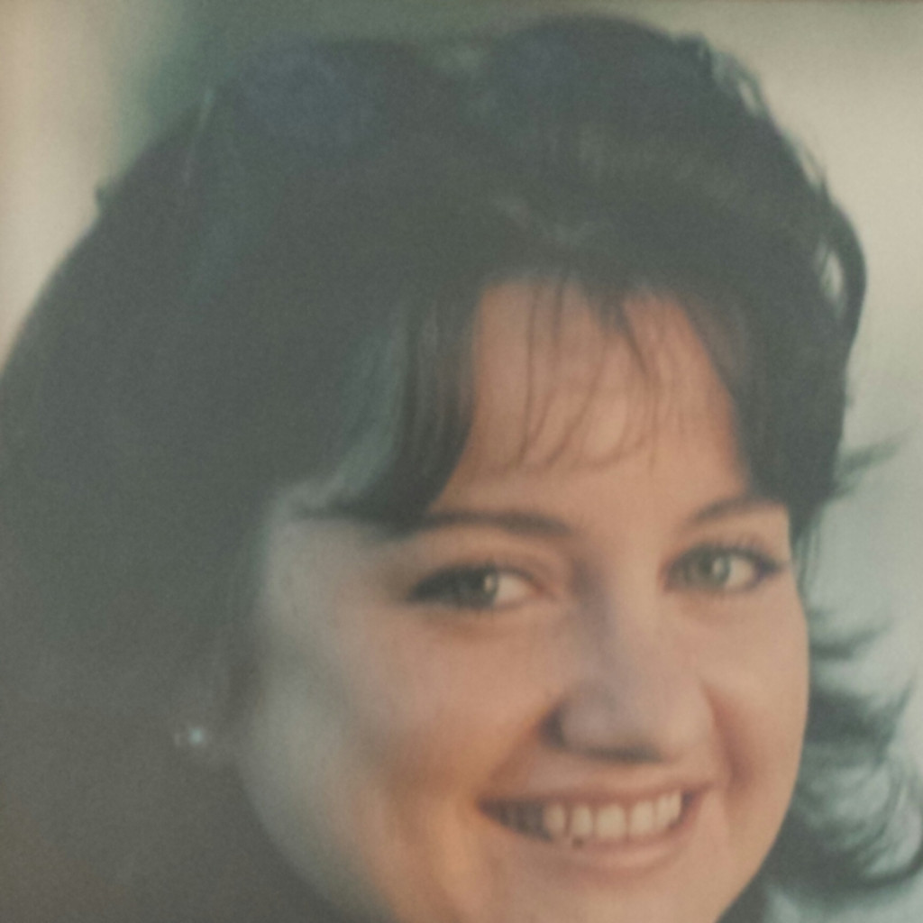 Corinne Condrau Chief Operating Officer QS / HR Parimed GmbH XING