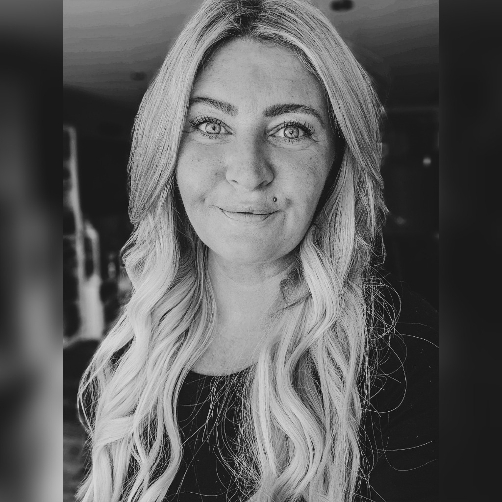 Vanessa Bartl Vertriebsinnendienst Projektgeschäft FS/RS Hörmann KG