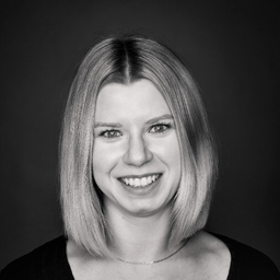 Dr. Julia Müller-Naji