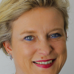 Karin Nallet