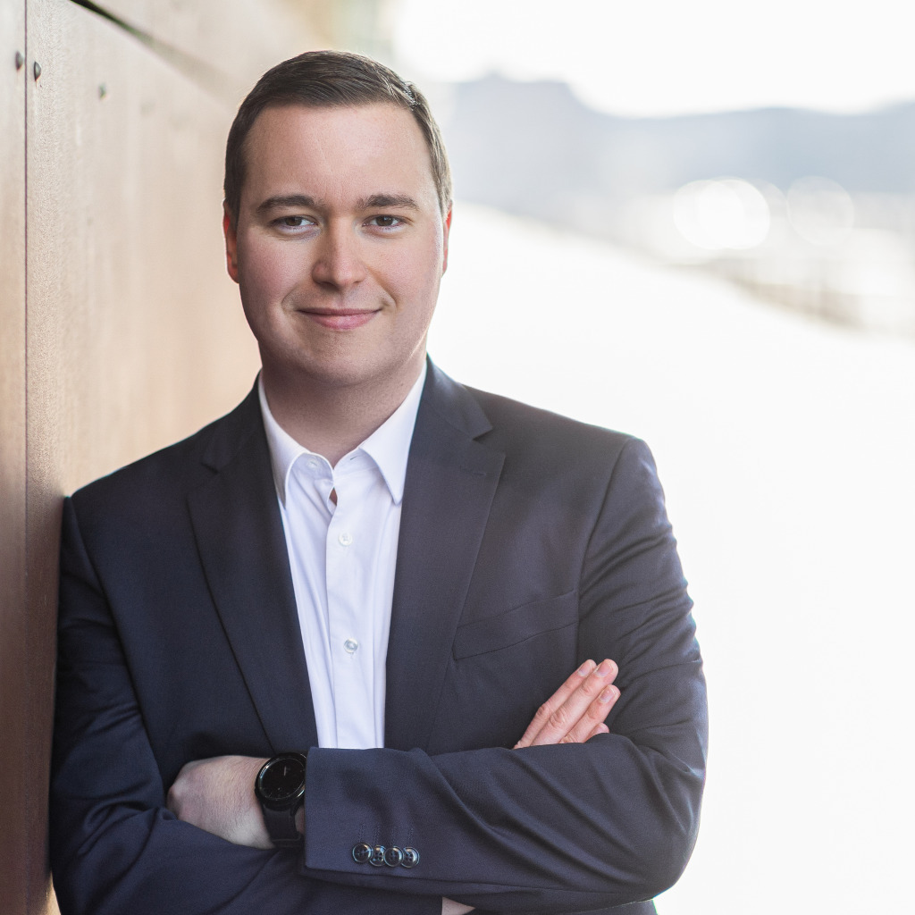 Dr. Cedric Lehmann Senior Consultant HÖVELER HOLZMANN XING