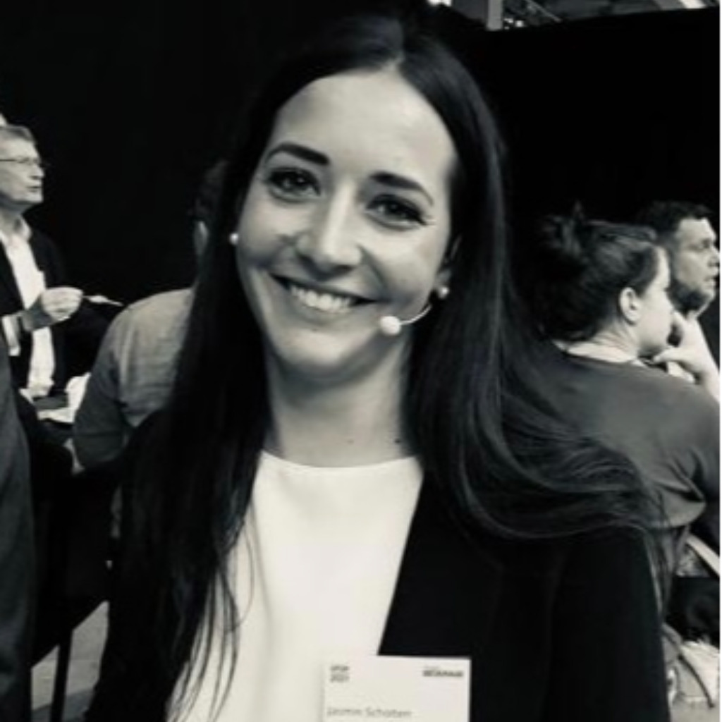 Jasmin Scholten Sales Support & Marketing Manager Gebrüder Weiss