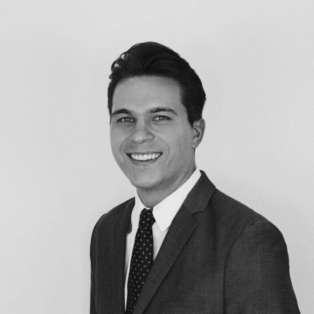 Alexander Migunov Abteilungsleiter Head of Client Maintenance