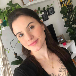 Luíza Gomes