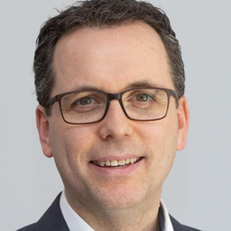 Dr. Mathias Onischka