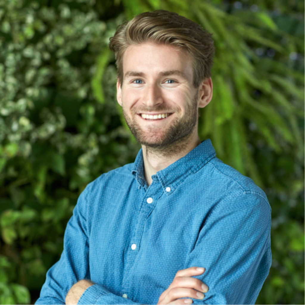 Linus Müller Werkstudent BayWa r.e. Global XING