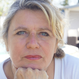Corinna Koof