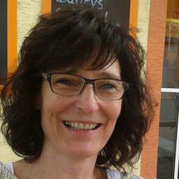 Regine Saavedra