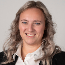 Karin Manghofer