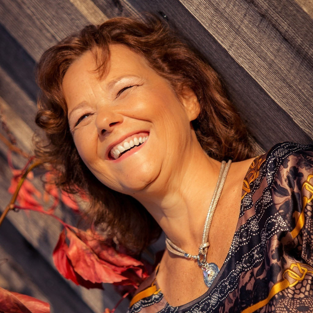 Eva Schoch Eva Schoch Erfolgsstrategie Institute & Firmen XING