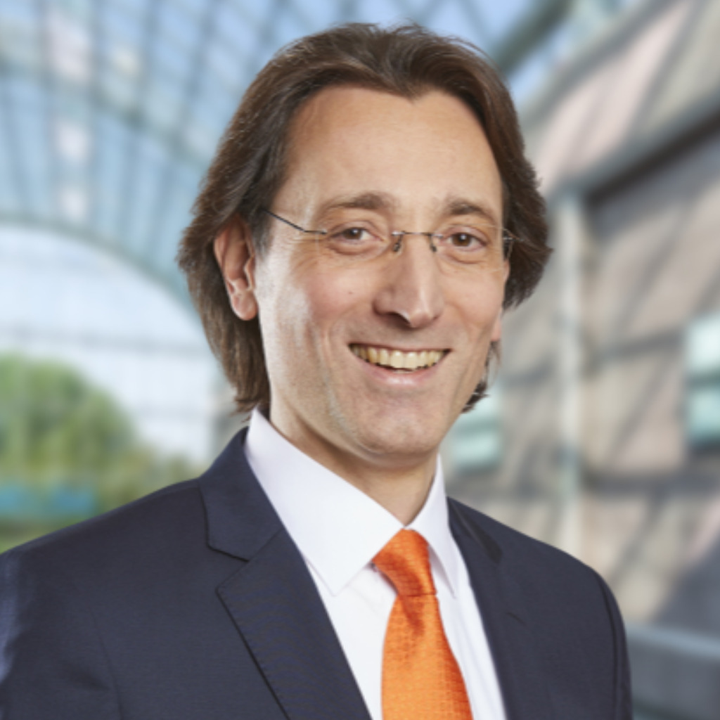 Roland Hoffmann Head of Marketing Jagdfeld Real Estate XING