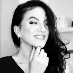 Yasemin Öztürk 
