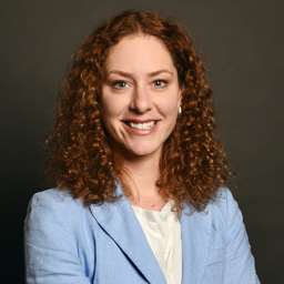 Julia Mau