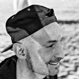 Mesut Türüdü
