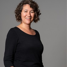 Dr. Elisabeth Häge