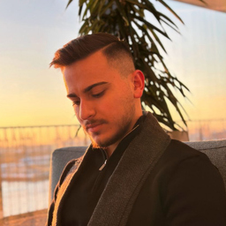 Erfan Vaezi