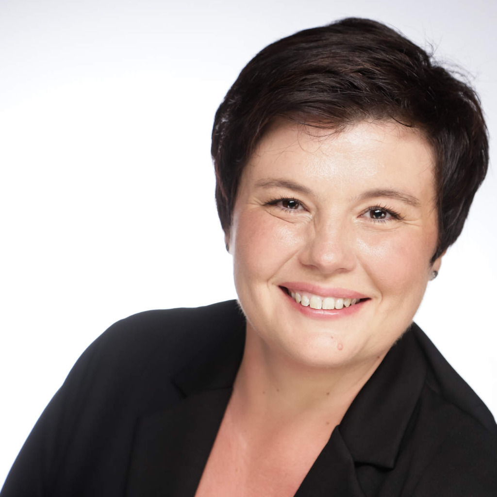 Dipl.Ing. Helene BohneLöwen Finanzbuchhalter merTens AG XING