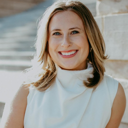 Maggie Landers
