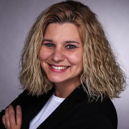 Nina Steinau