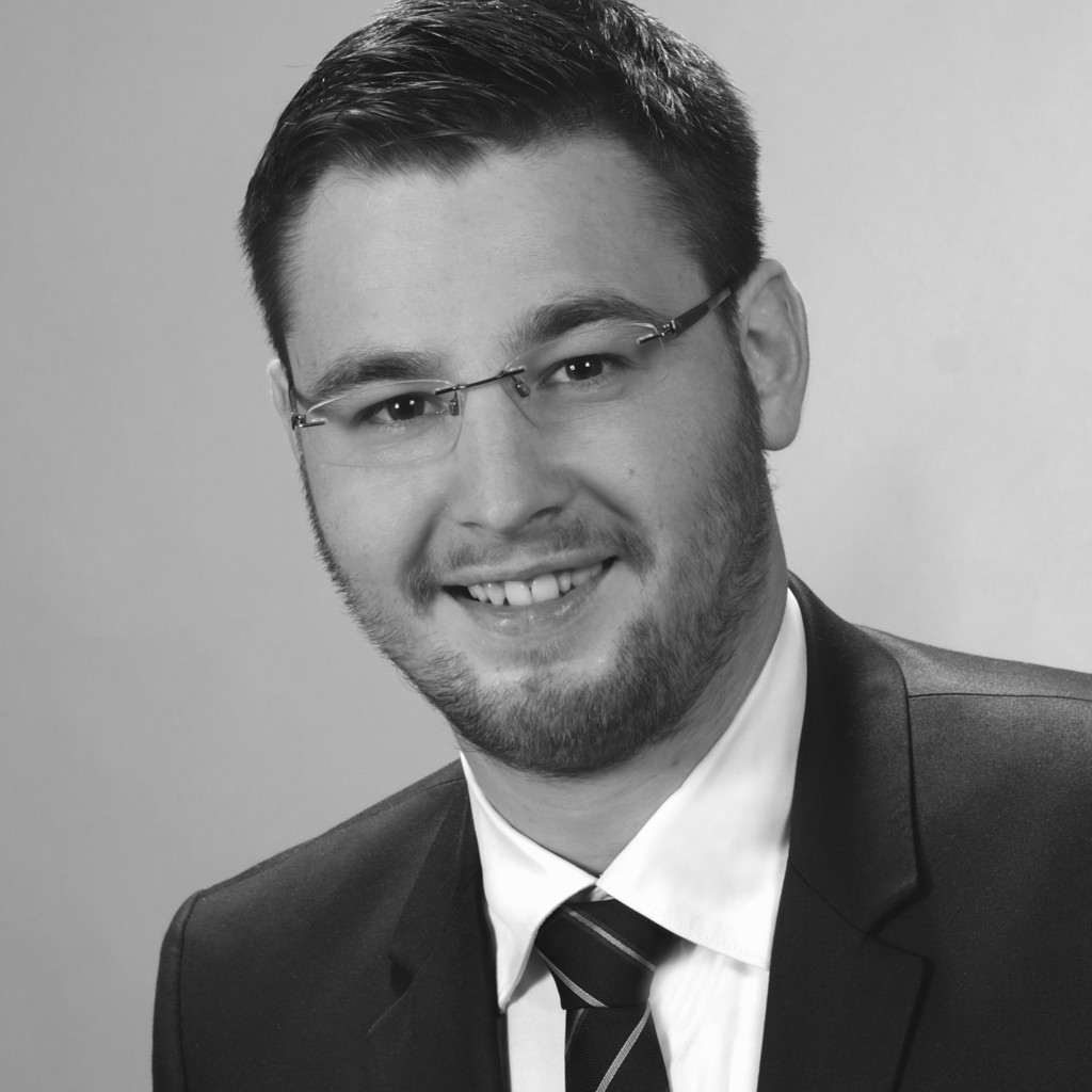 Jonathan Stern Manager Strategy and Transactions EY (Ernst