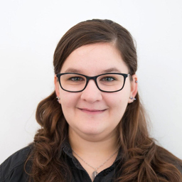 Nadine Adolf