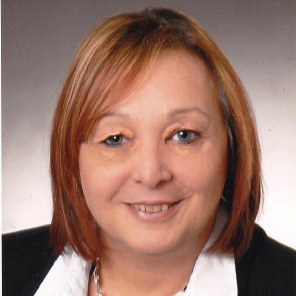 Christine Becker JobDeveloper Lee Hecht Harrison Deutschland GmbH