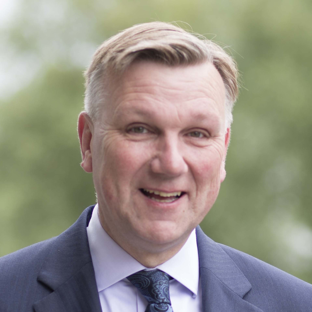 Helge Kochskaemper Head of HR & IT ELANTAS Europe XING