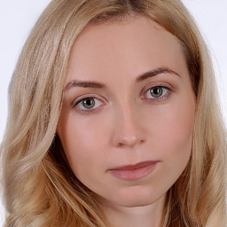 Alyona Chernoknyzhnaya