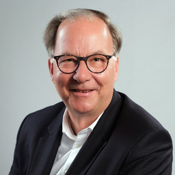 Dr. Ralf Eckert