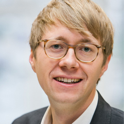 Dr. Christian Steg