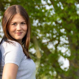 Julia Ohmer