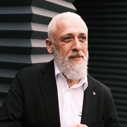 Manfred Adamek's profile picture