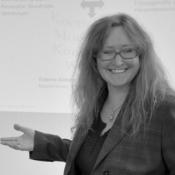Dr. Nadja Cirulies