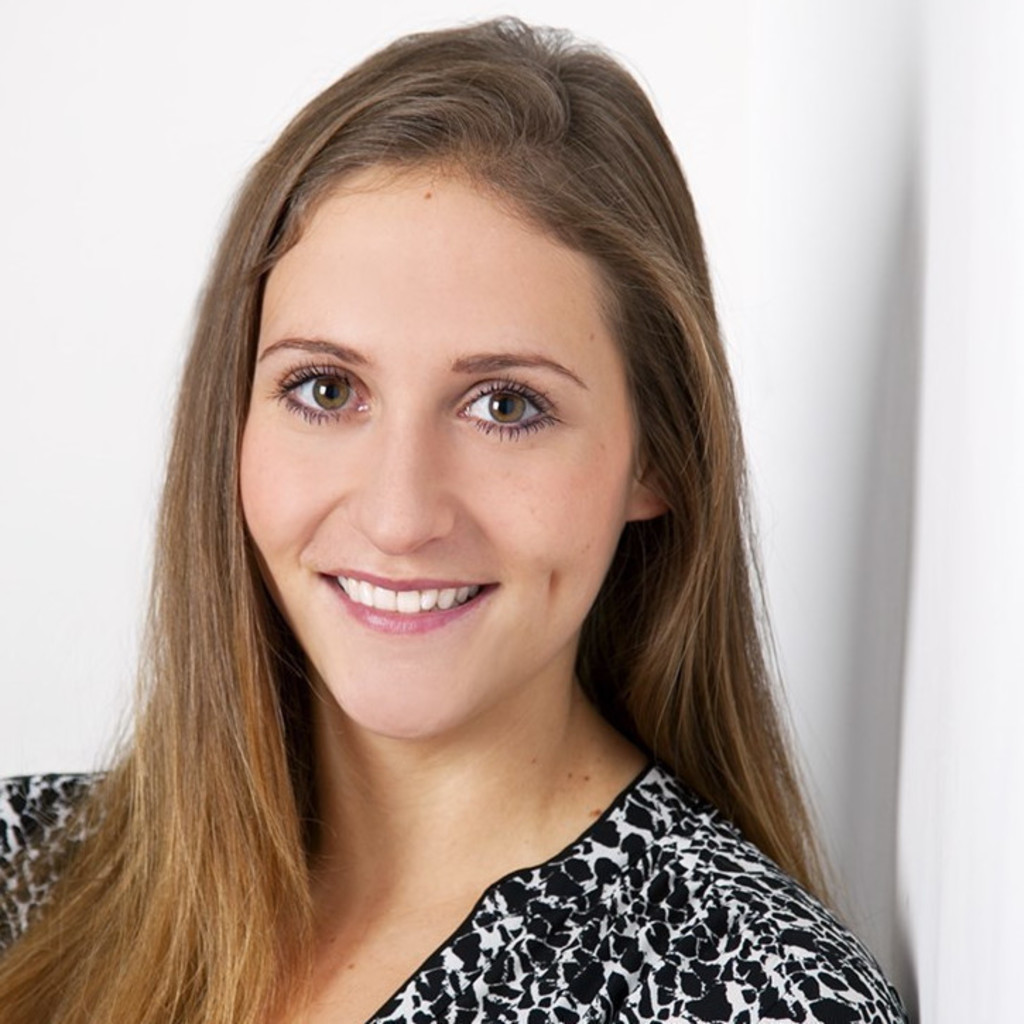 amina-behrend-hr-partnerin-amazon-xing