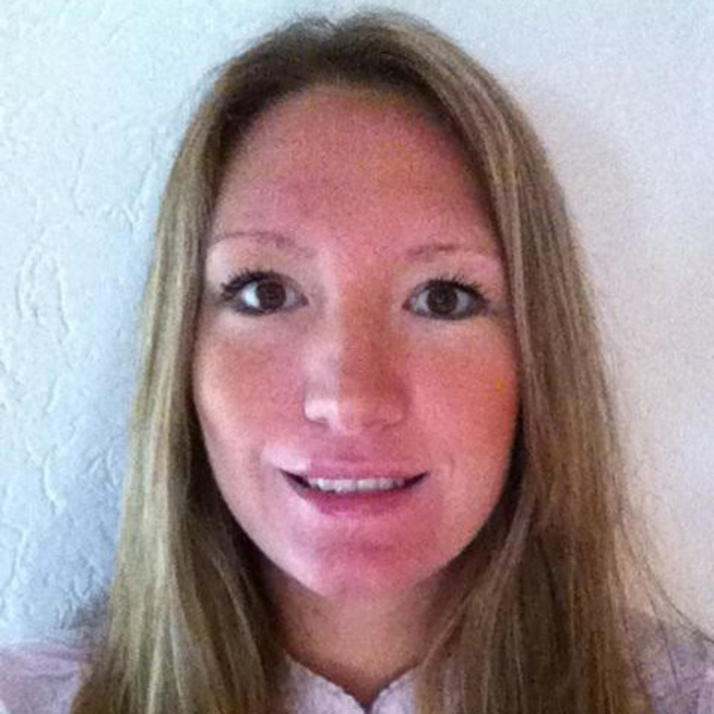 Livia Silva Area Manager MoneyGram International XING