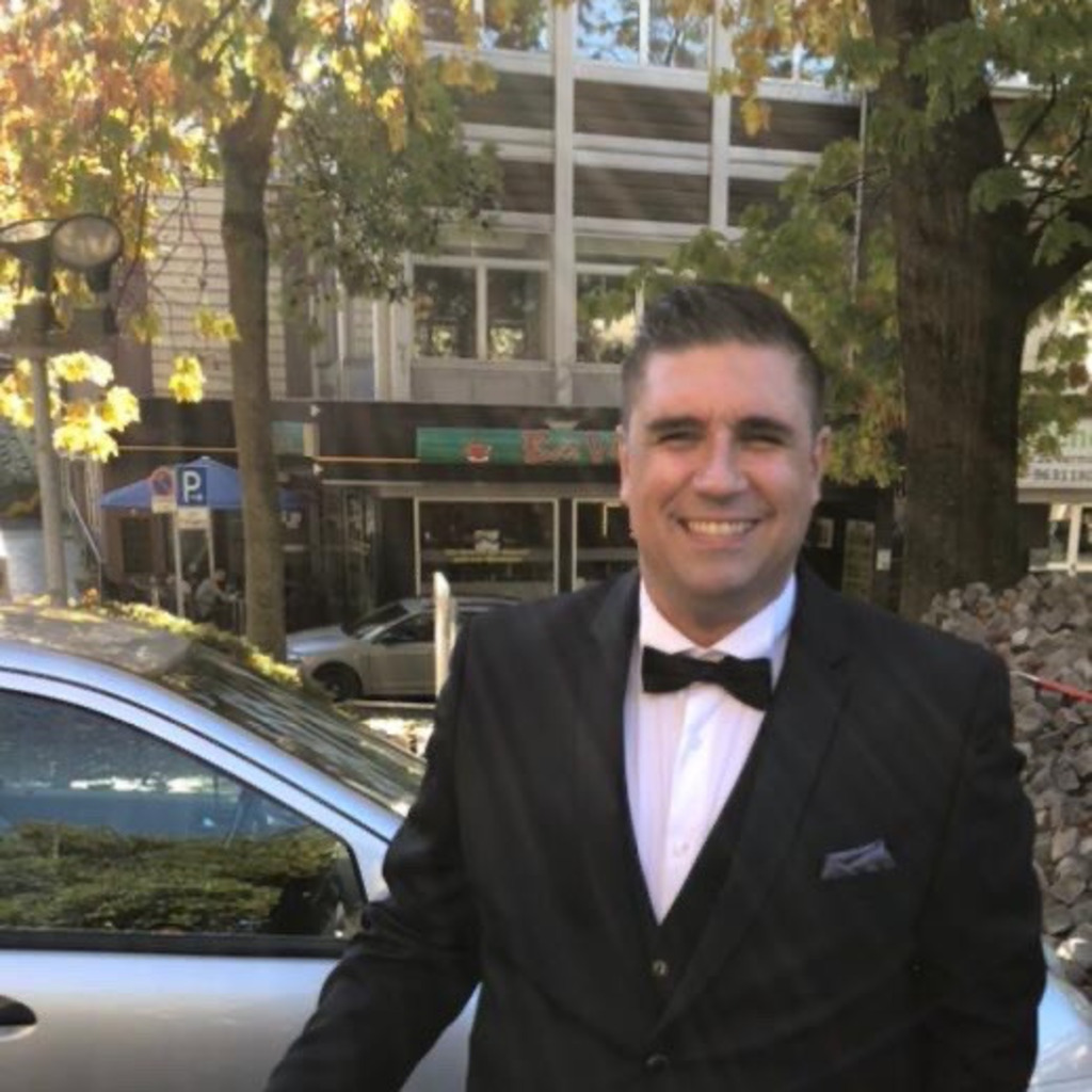 Oliver Helfrich Sales Manager Arnold Klümpen GmbH & Co KG XING