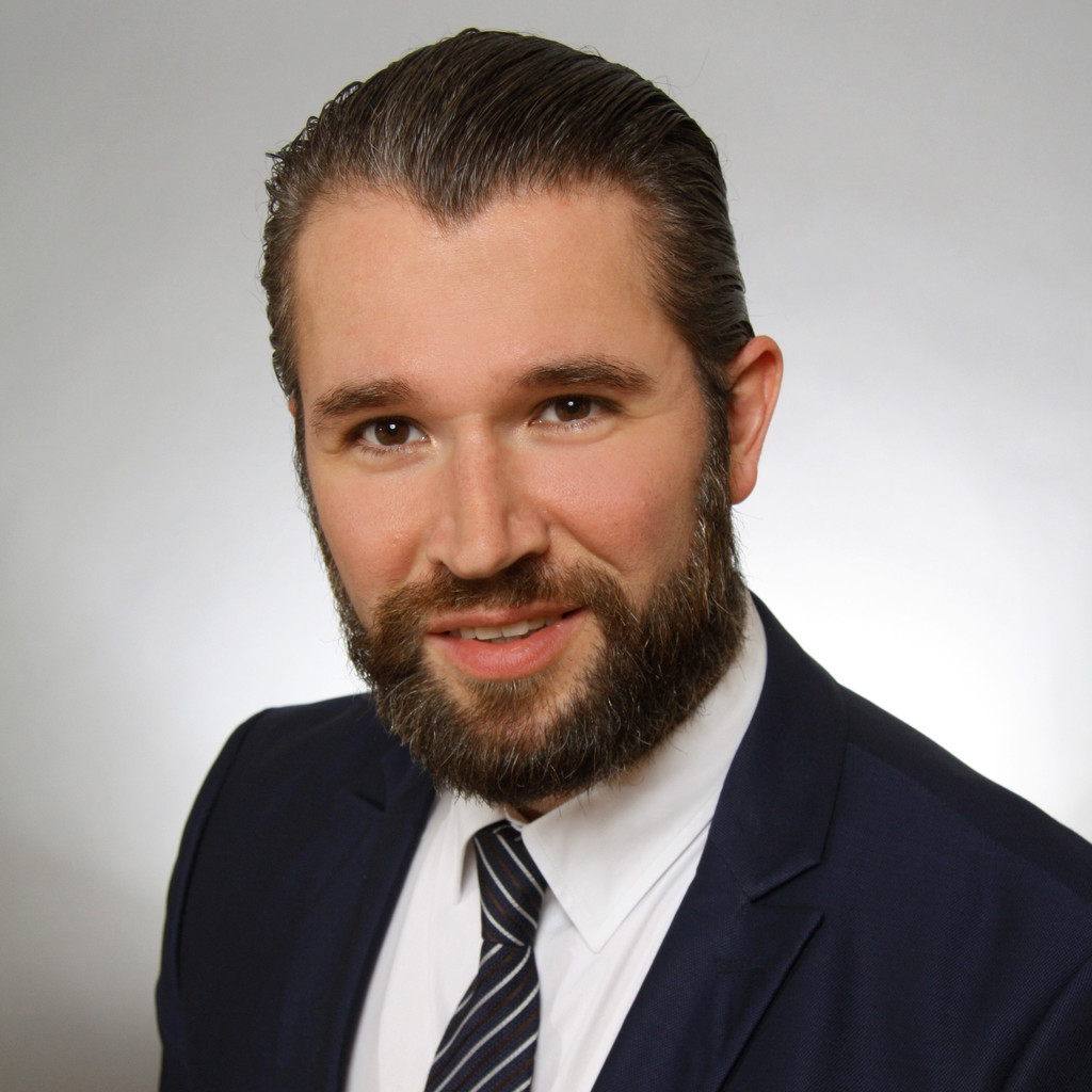 Markus Bößl Manager / Financial Services Solutions Deloitte