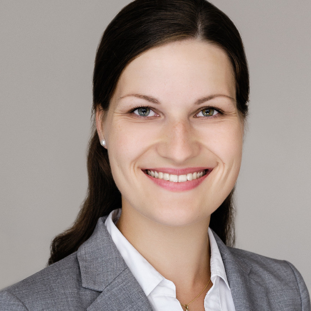 Michaela Riedlechner Prozessingenieurin Ericsson Antenna Technology