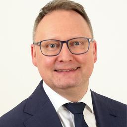 Dr. Florian Majer