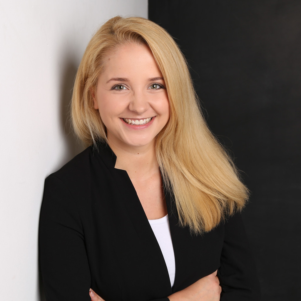 Katharina Kipp Produktmanager Winding Saurer Group XING