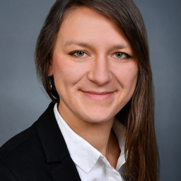 Dr. Alina Lyuleeva-Husemann