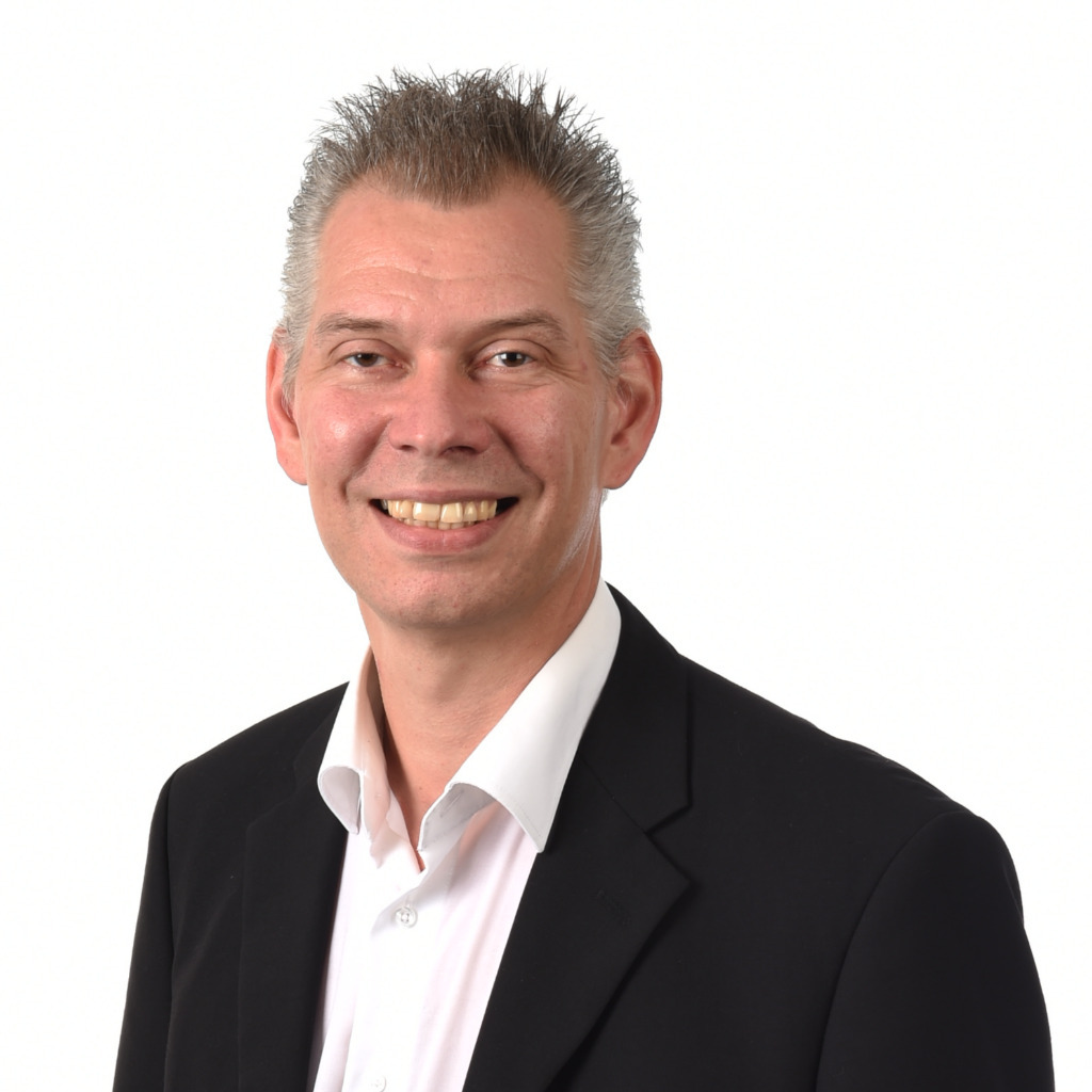 André Pfister Senior Consultant DCCS GmbH XING