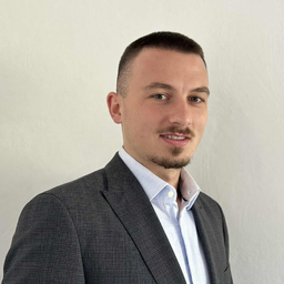 Felix Bach