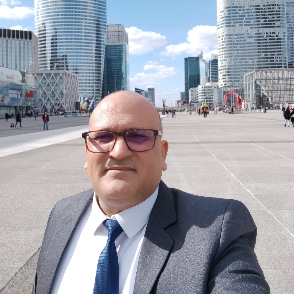 Mehdi Helali Directeur commercial Group XING