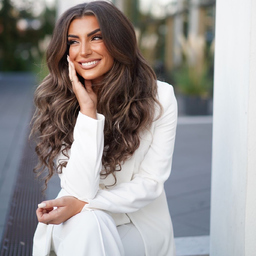 Albina Lutolli