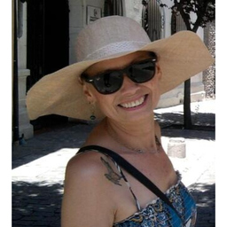 Prof. Leonor Rojas Besser