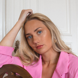 Vanessa Klingenberg