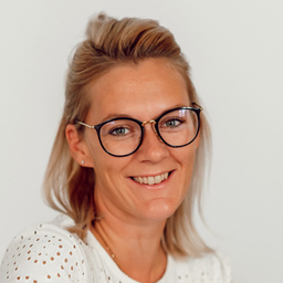 Profilbild Stephanie Riess