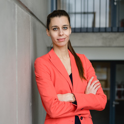 Anne Becker