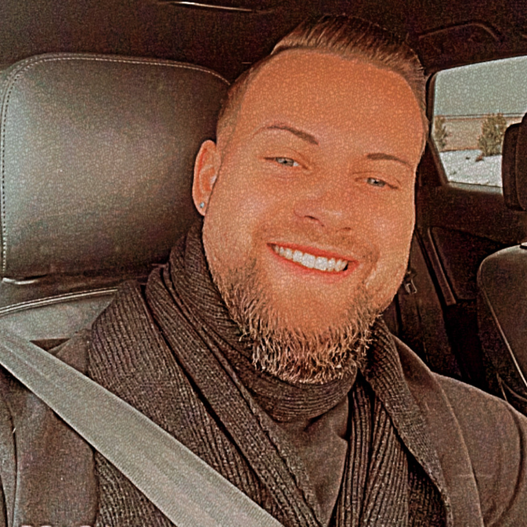 Hendrik Korschikowski Geschäftsführer Enjoy Your Luxury XING